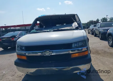 2016 Chevrolet Express 2500 Work Van z USA, uszkodzony, nr VIN 1GCWGAFG0G1241691